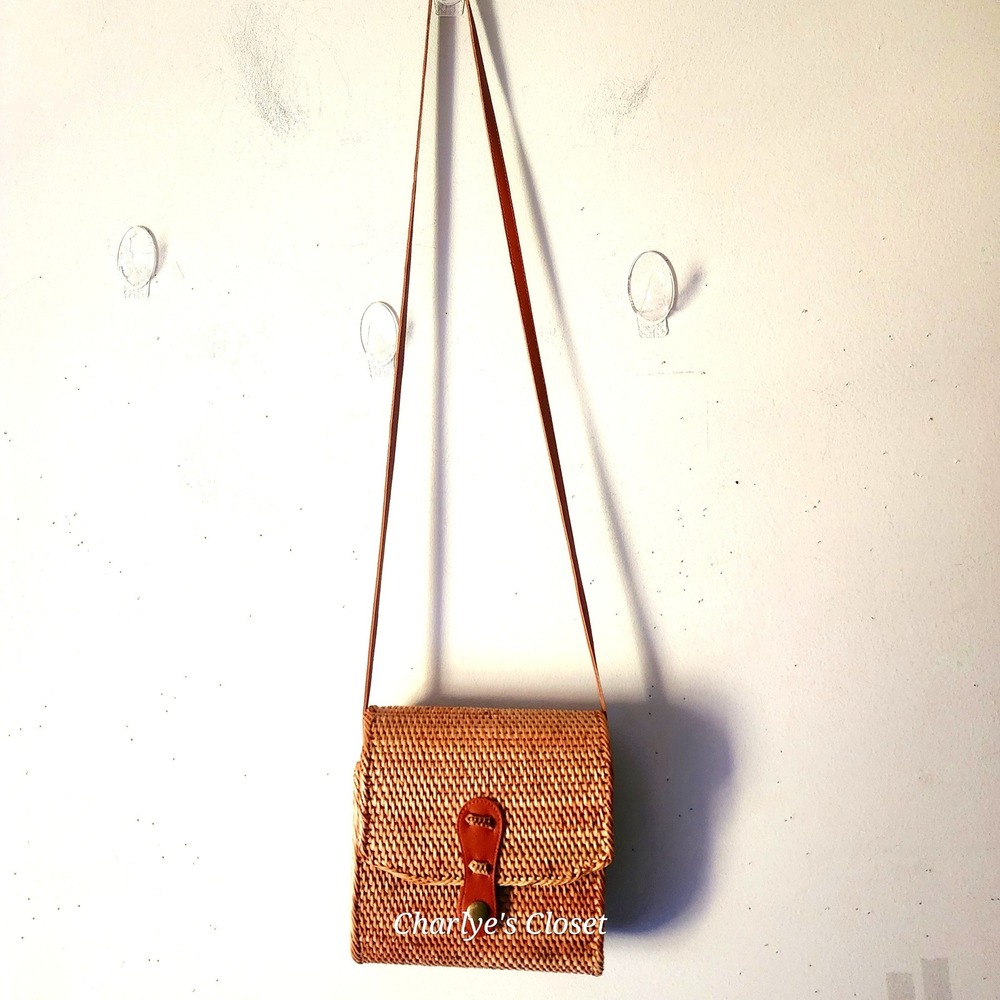 Rattan & Leather Woven Shoulder Purse Boho Handmade Straw Earthy Natural Bag